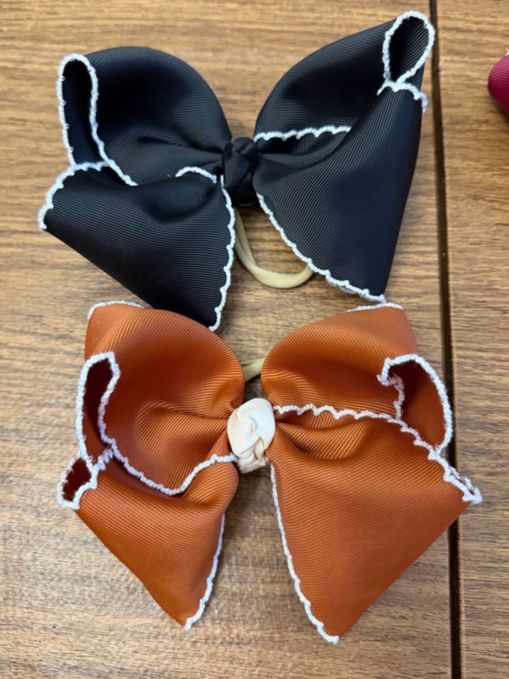 Moonstitch bows